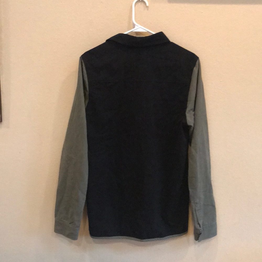 Button Up - Picture 2 of 3